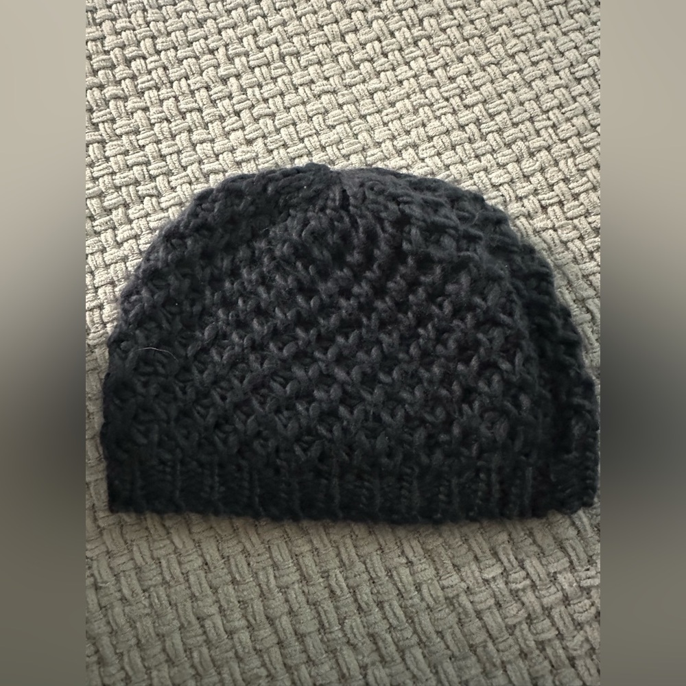 Blue old navy knit hat OS